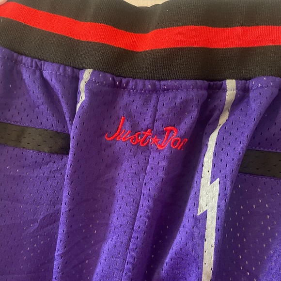 JUST DON NBA TORONTO RAPTORS BASKETBALL SHORTS PURPLE XL 1998-99 - Picture 6 of 8